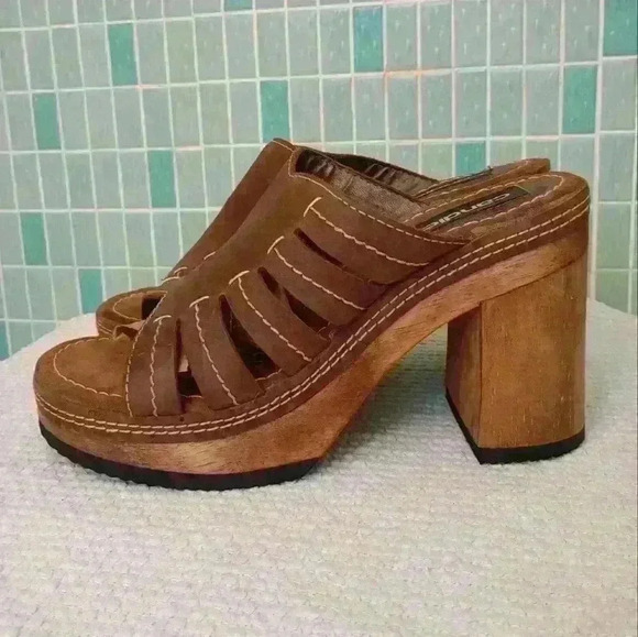 Candie’s Brown Leather and Slip On Open Toe Wood Chunky Y2K Platform Heel Sandal - Picture 4 of 11